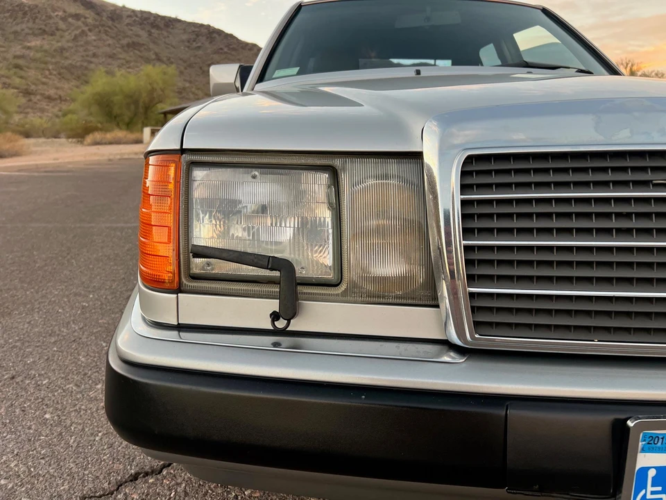 1993 Mercedes-Benz W124 E-Class - Image 28 of 31