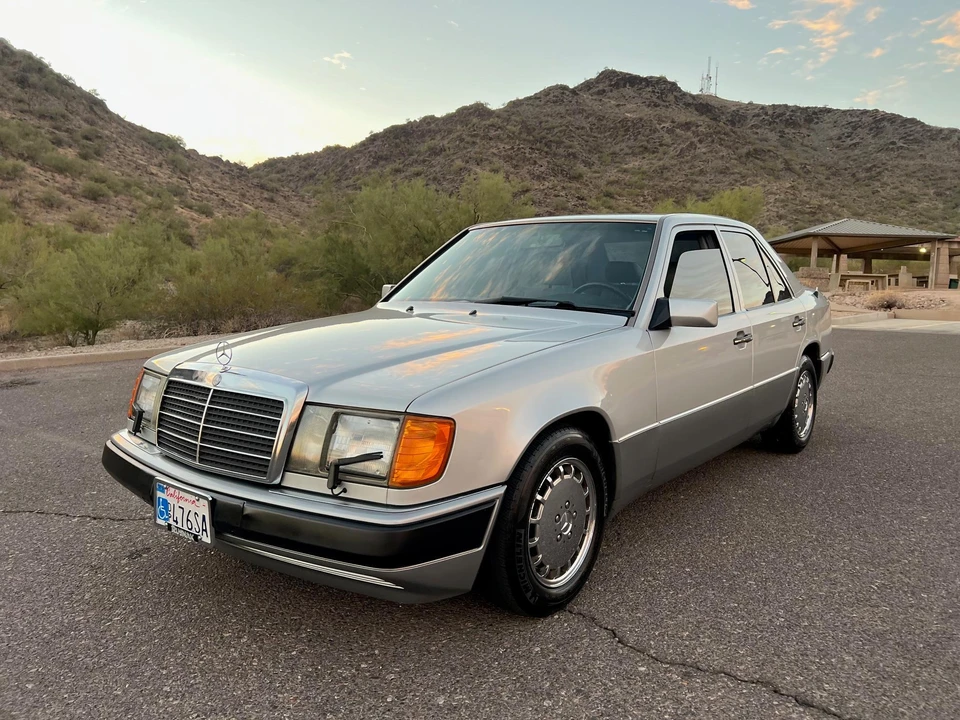 1993 Mercedes-Benz W124 E-Class - Image 12 of 31
