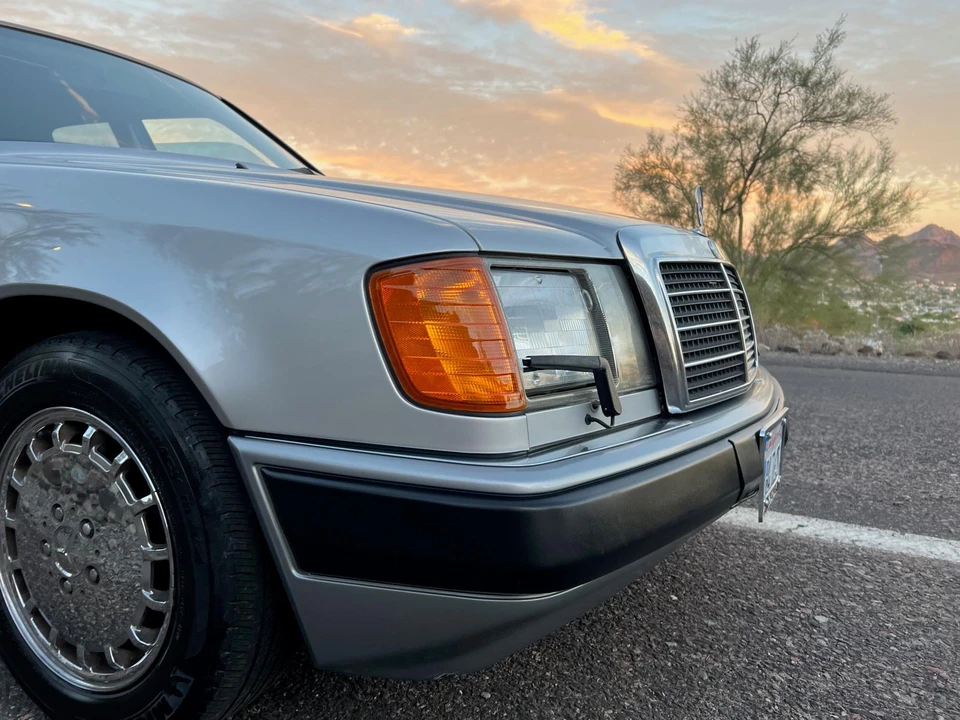 1993 Mercedes-Benz W124 E-Class - Image 25 of 31