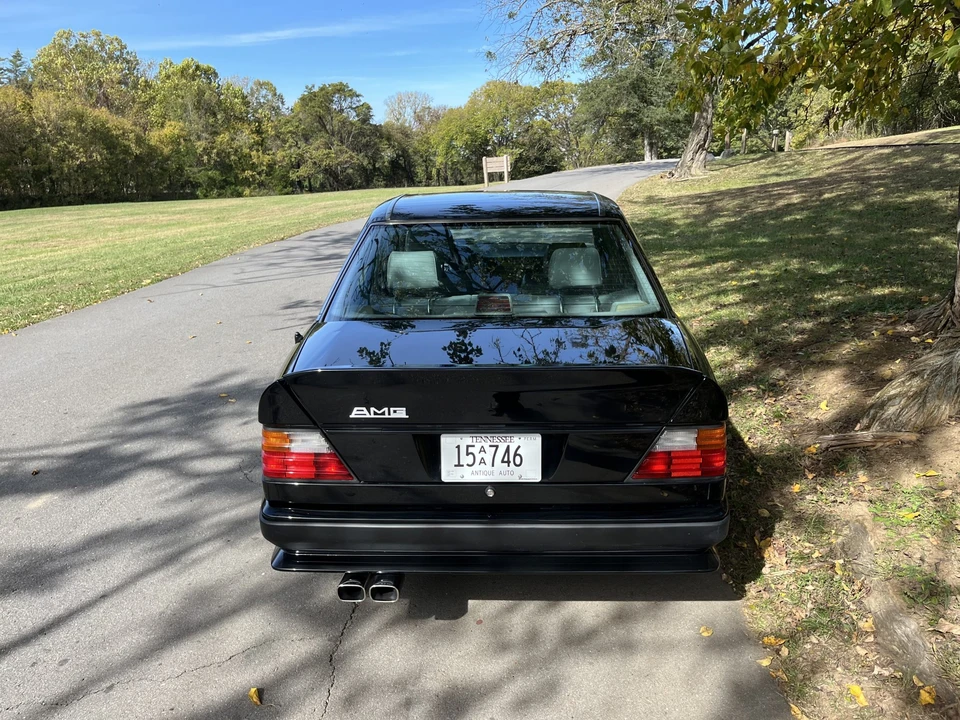 1993 Mercedes-Benz W124 E-Class - Image 10 of 31
