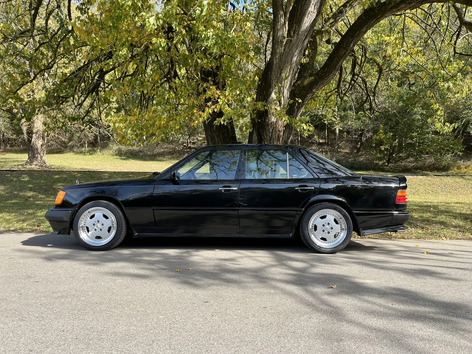1993 Mercedes-Benz W124 E-Class - Image 13 of 31