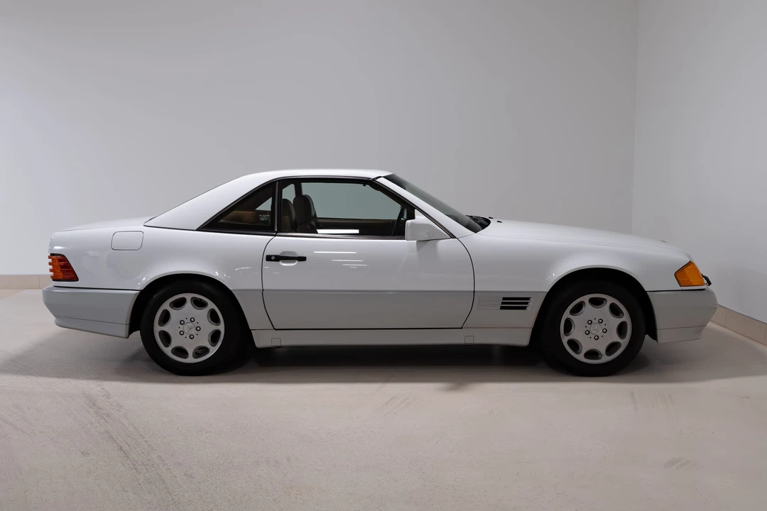 1993 Mercedes-Benz R129 SL-Class - Image 9 of 31