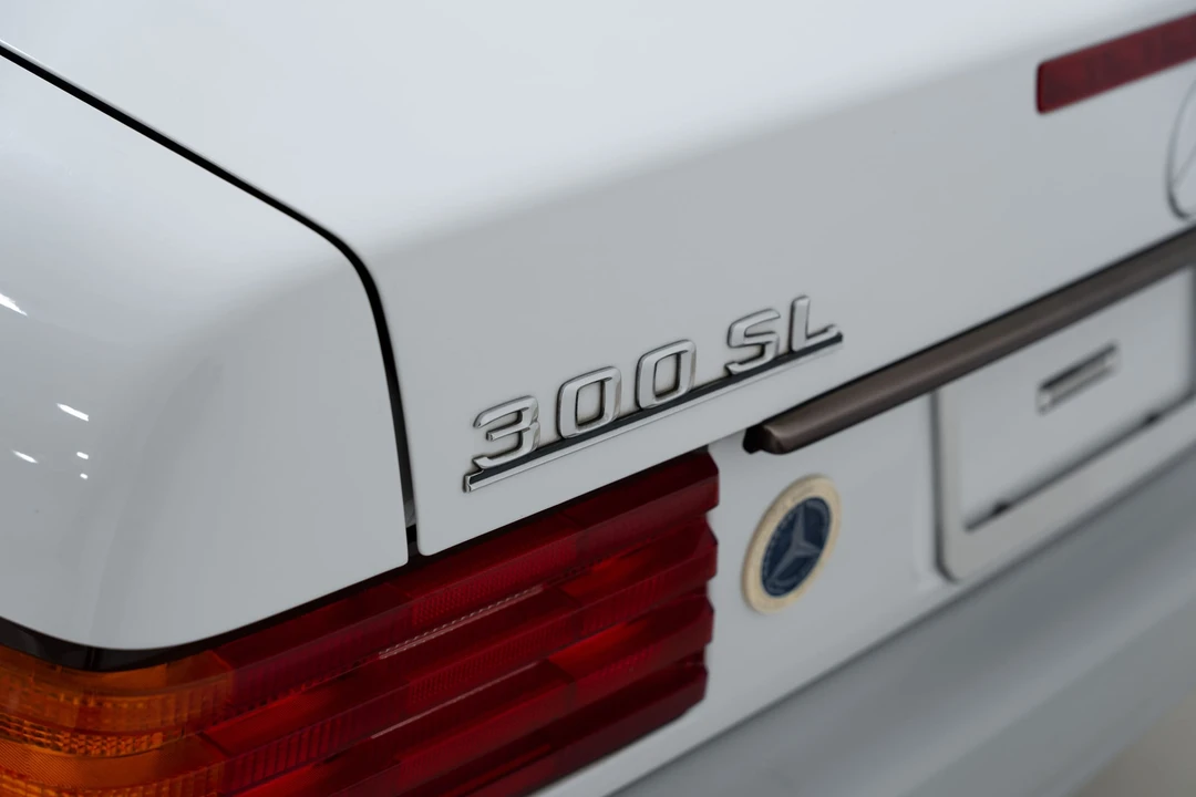 1993 Mercedes-Benz R129 SL-Class - Image 16 of 31