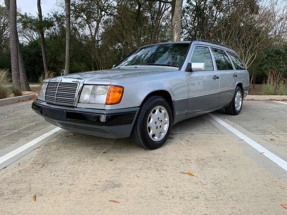 1993 Mercedes-Benz W124 E-Class - Image 4 of 31