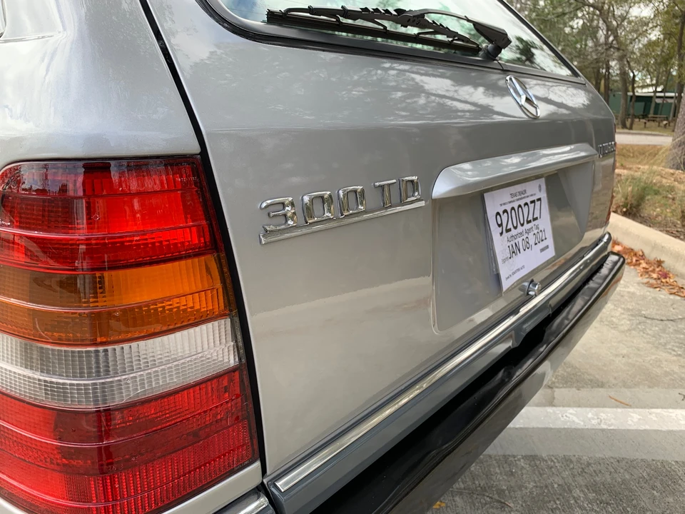 1993 Mercedes-Benz W124 E-Class - Image 21 of 31