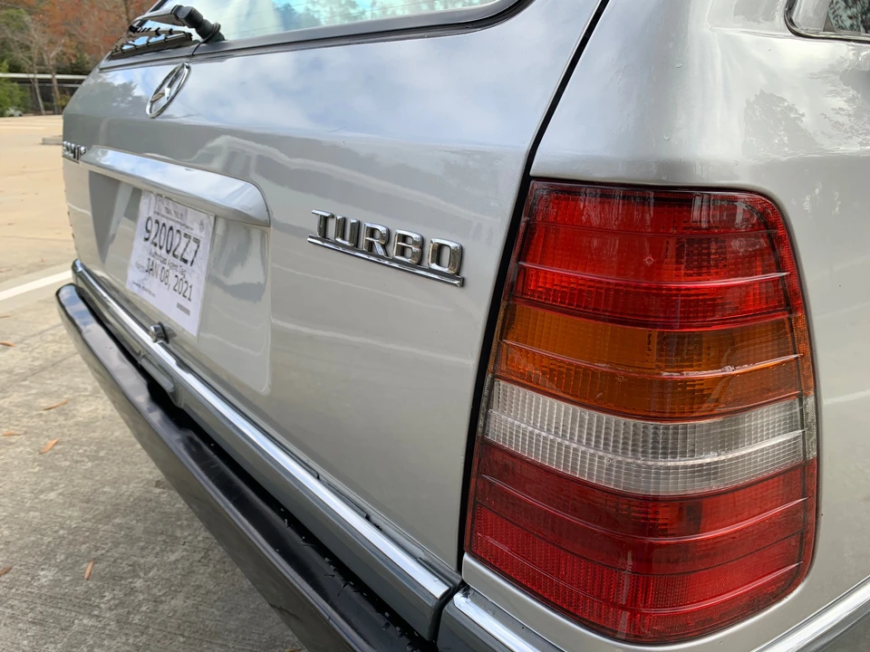1993 Mercedes-Benz W124 E-Class - Image 22 of 31