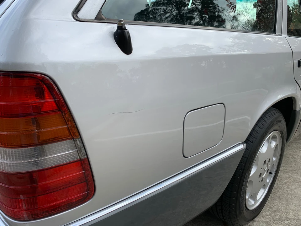 1993 Mercedes-Benz W124 E-Class - Image 23 of 31
