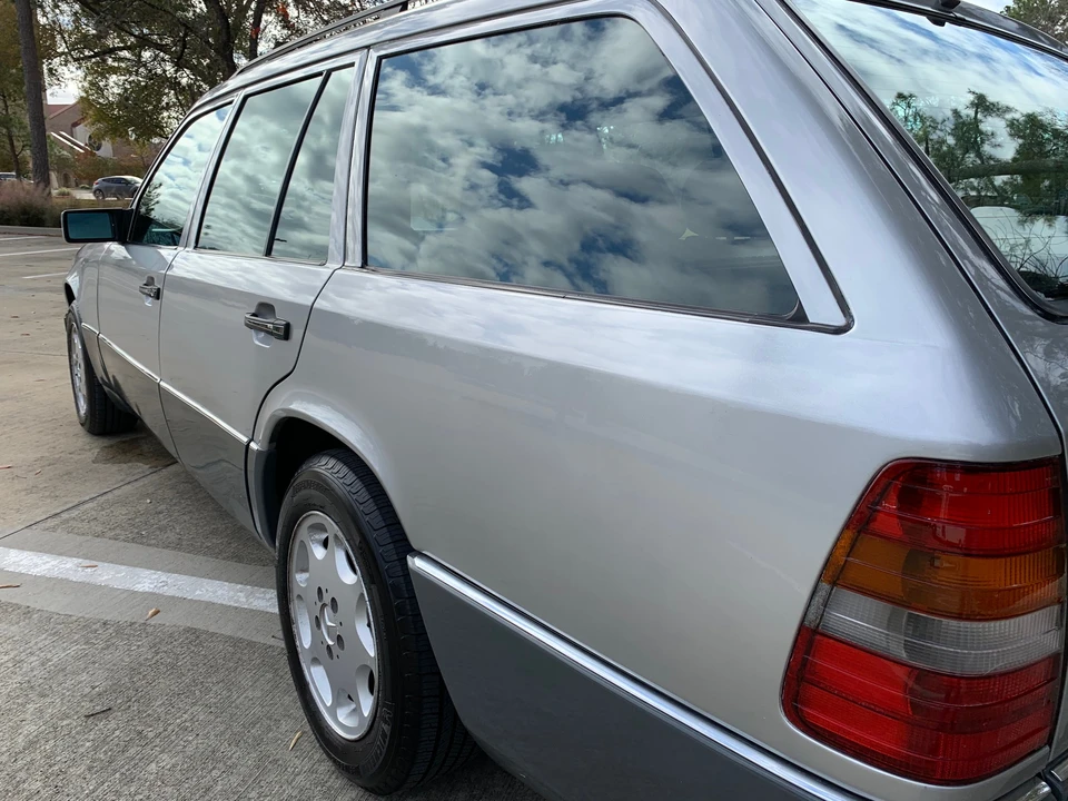 1993 Mercedes-Benz W124 E-Class - Image 19 of 31