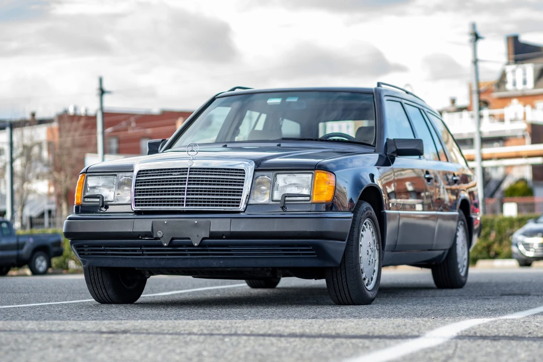 1993 Mercedes-Benz W124 E-Class - Image 3 of 31