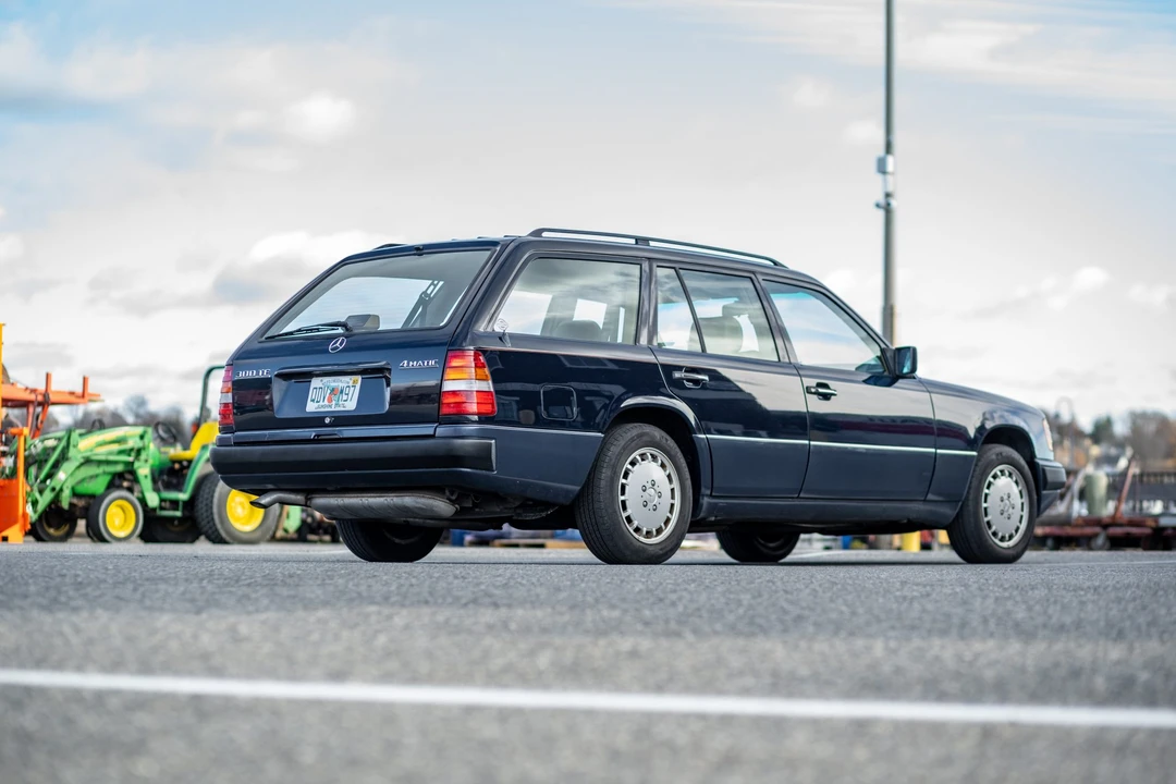1993 Mercedes-Benz W124 E-Class - Image 12 of 31