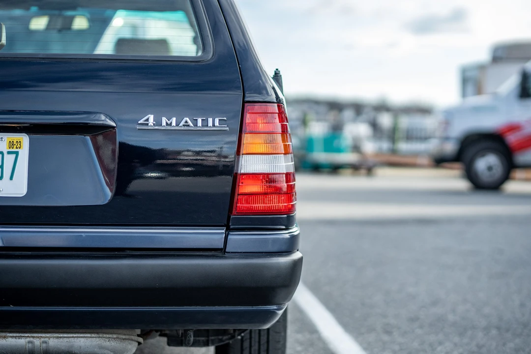 1993 Mercedes-Benz W124 E-Class - Image 26 of 31