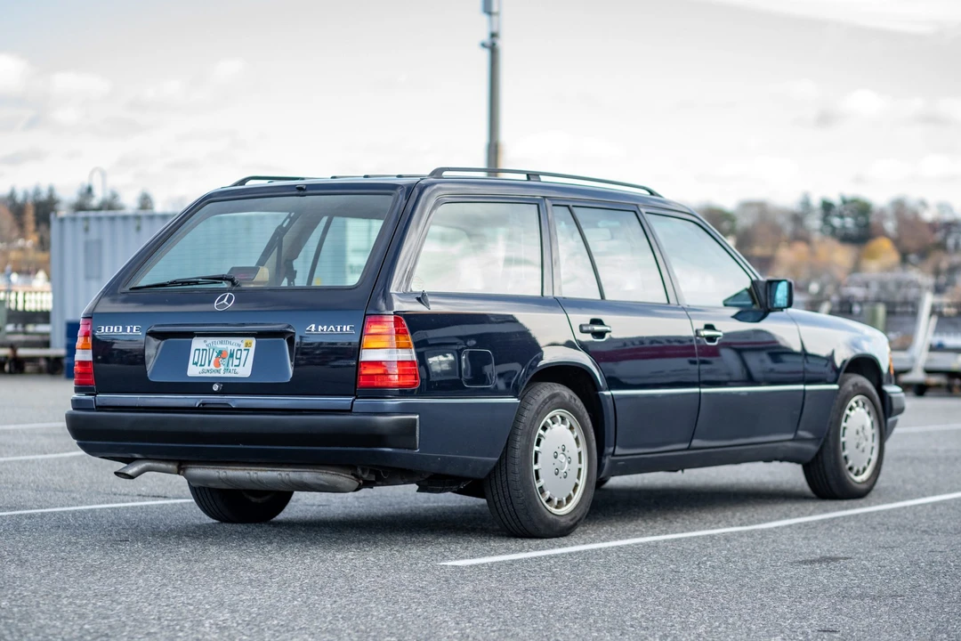 1993 Mercedes-Benz W124 E-Class - Image 11 of 31