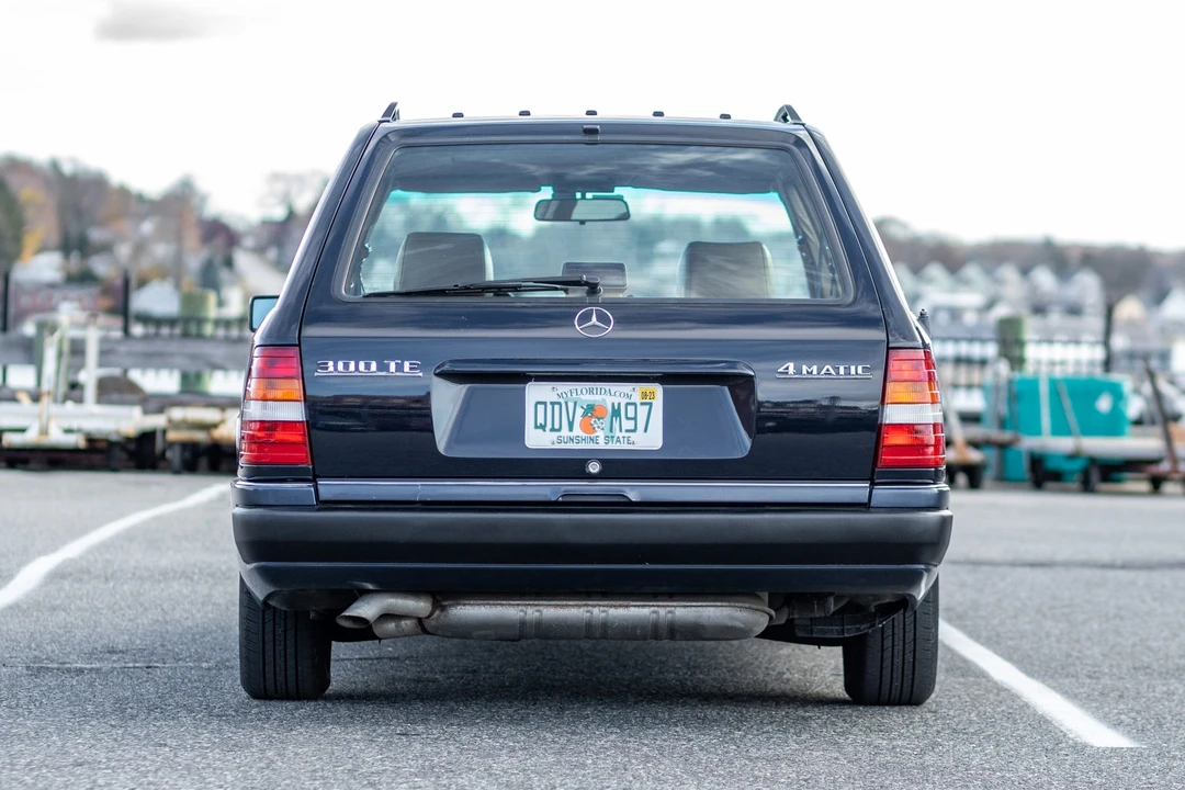 1993 Mercedes-Benz W124 E-Class - Image 15 of 31