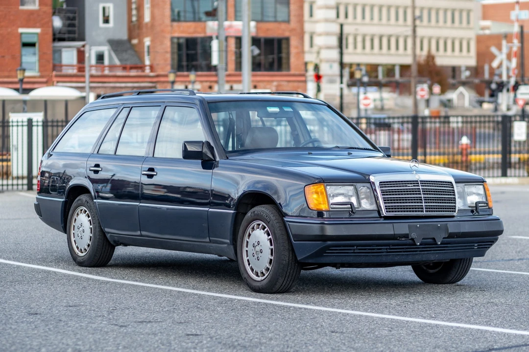 1993 Mercedes-Benz W124 E-Class - Image 7 of 31