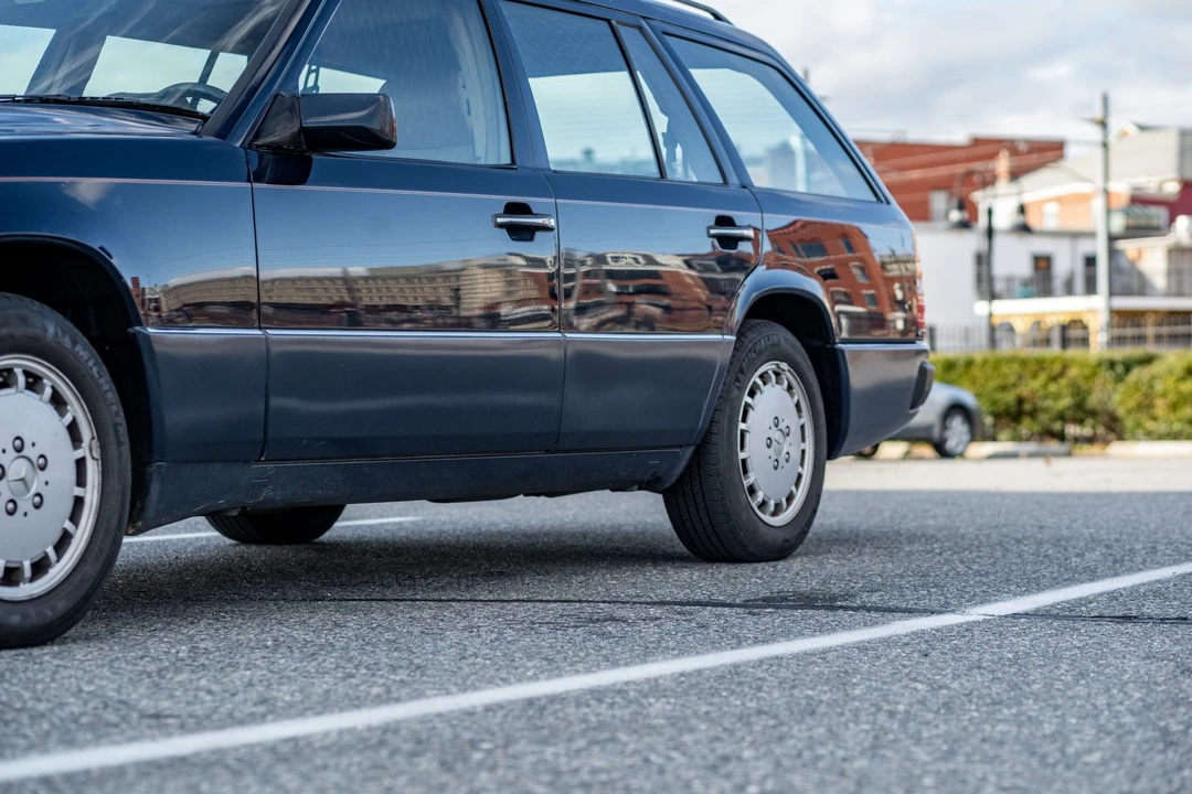 1993 Mercedes-Benz W124 E-Class - Image 22 of 31