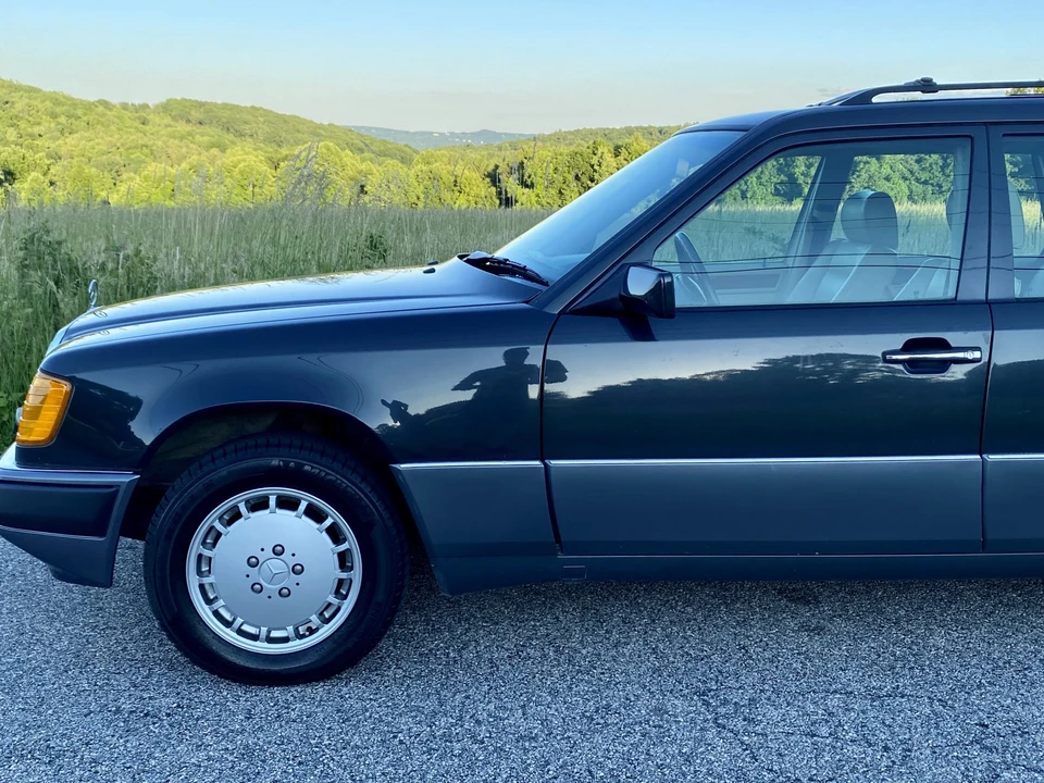 1993 Mercedes-Benz W124 E-Class - Image 20 of 31
