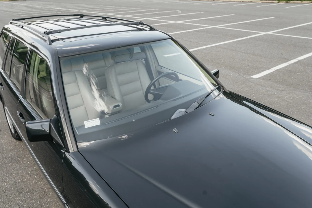 1993 Mercedes-Benz W124 E-Class - Image 28 of 31