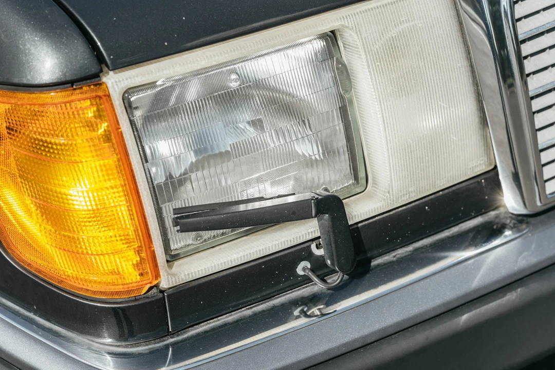 1993 Mercedes-Benz W124 E-Class - Image 27 of 31