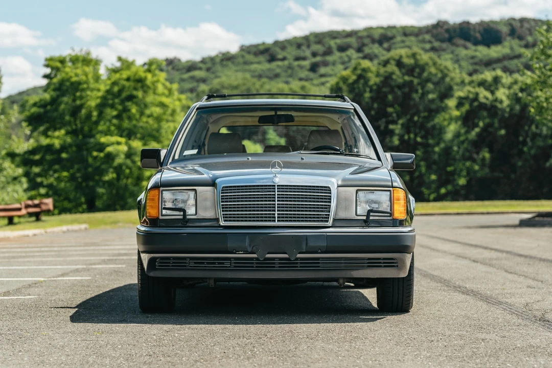 1993 Mercedes-Benz W124 E-Class - Image 3 of 31