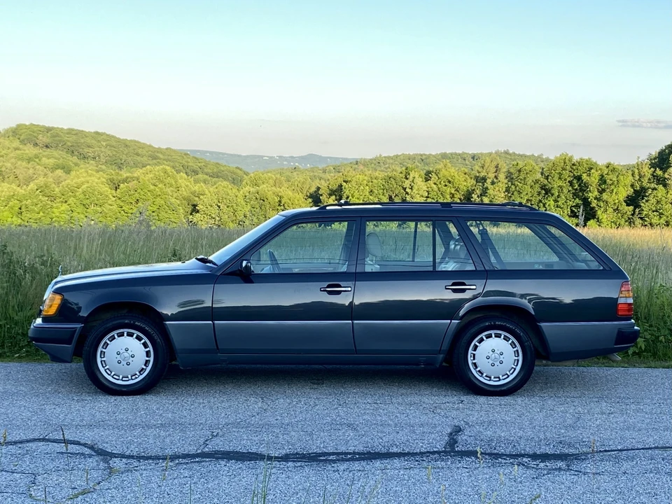 1993 Mercedes-Benz W124 E-Class - Image 19 of 31