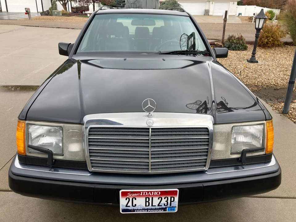 1993 Mercedes-Benz W124 E-Class - Image 6 of 31