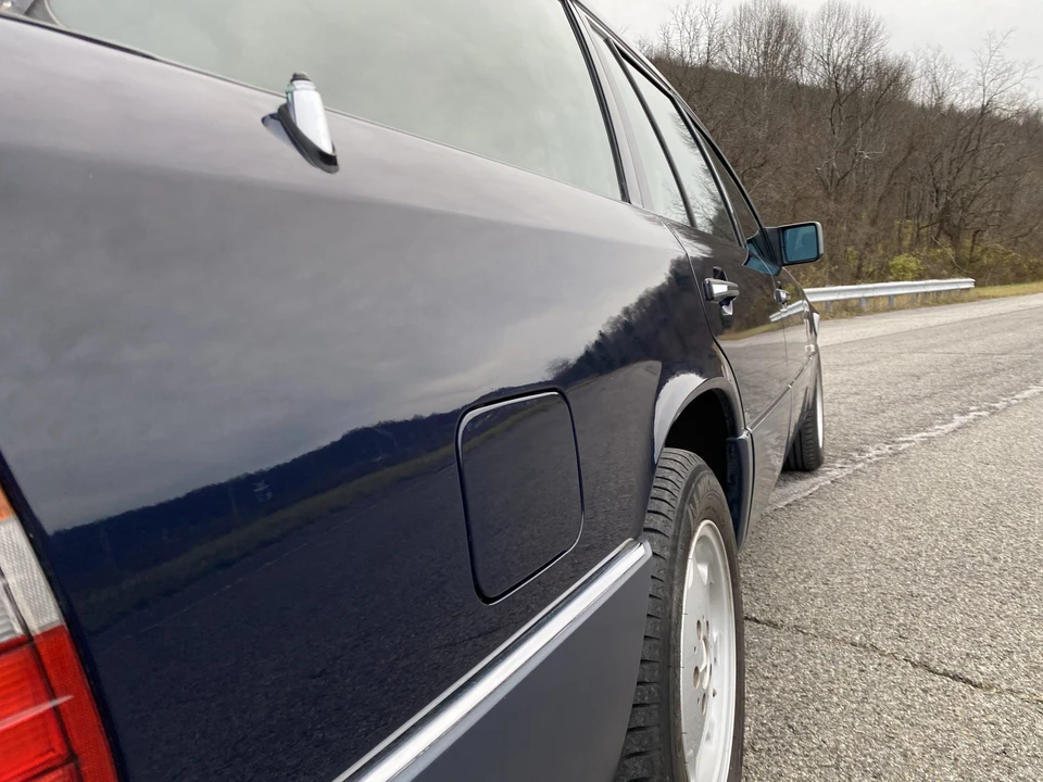 1993 Mercedes-Benz W124 E-Class - Image 26 of 31