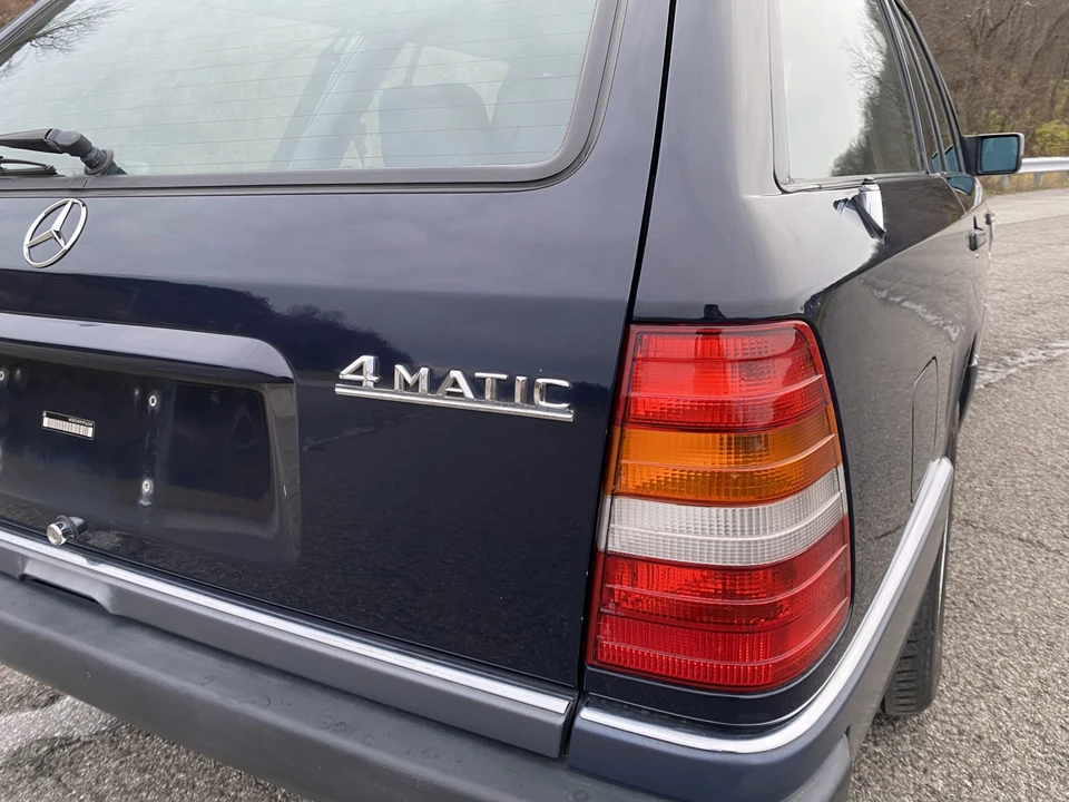1993 Mercedes-Benz W124 E-Class - Image 29 of 31