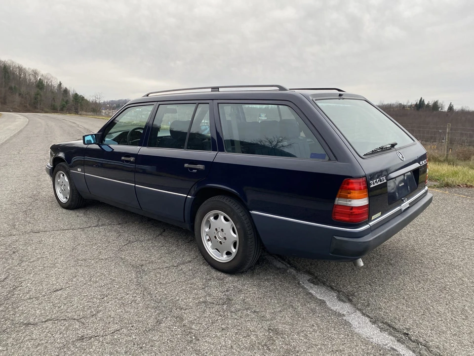 1993 Mercedes-Benz W124 E-Class - Image 21 of 31