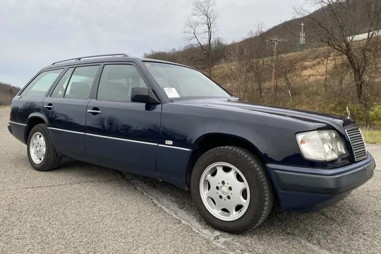 1993 Mercedes-Benz 300TE 4Matic Wagon