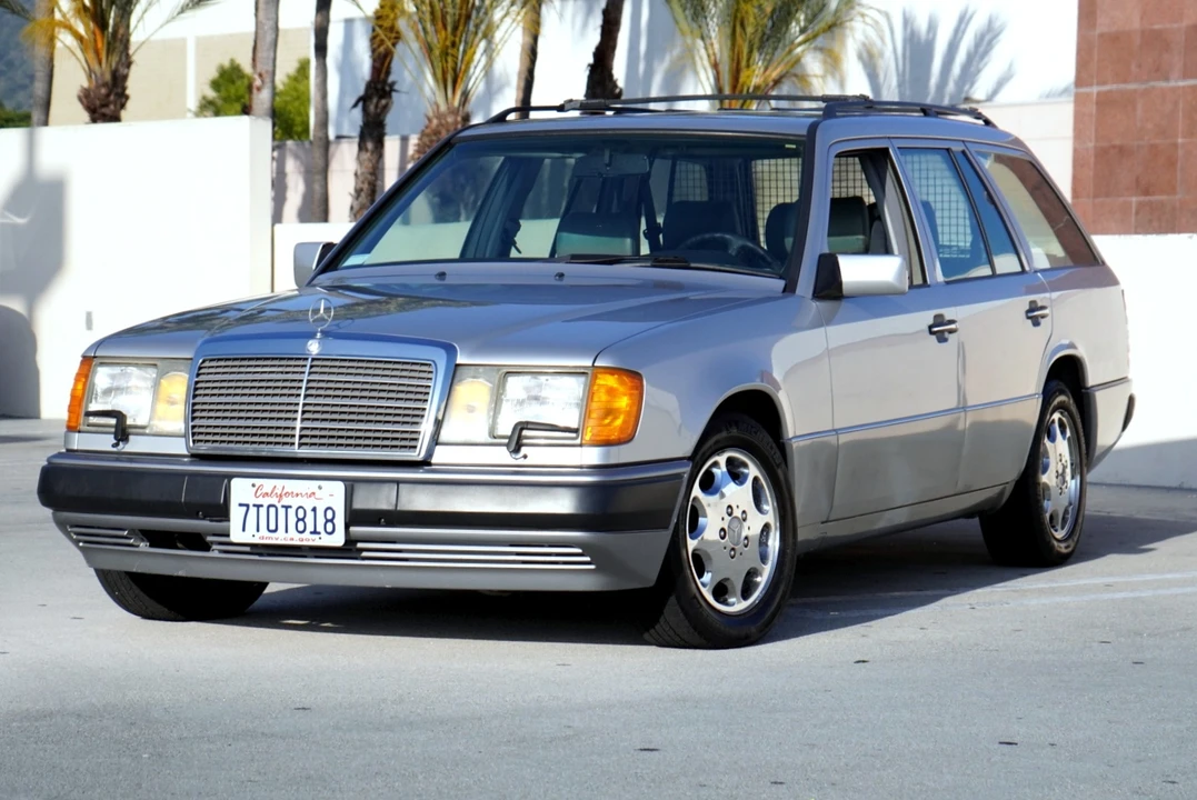 1993 Mercedes-Benz W124 E-Class - Image 4 of 31