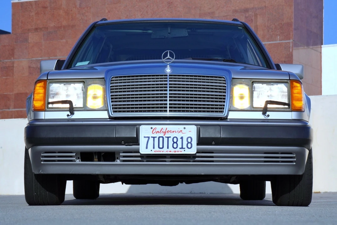 1993 Mercedes-Benz W124 E-Class - Image 9 of 31