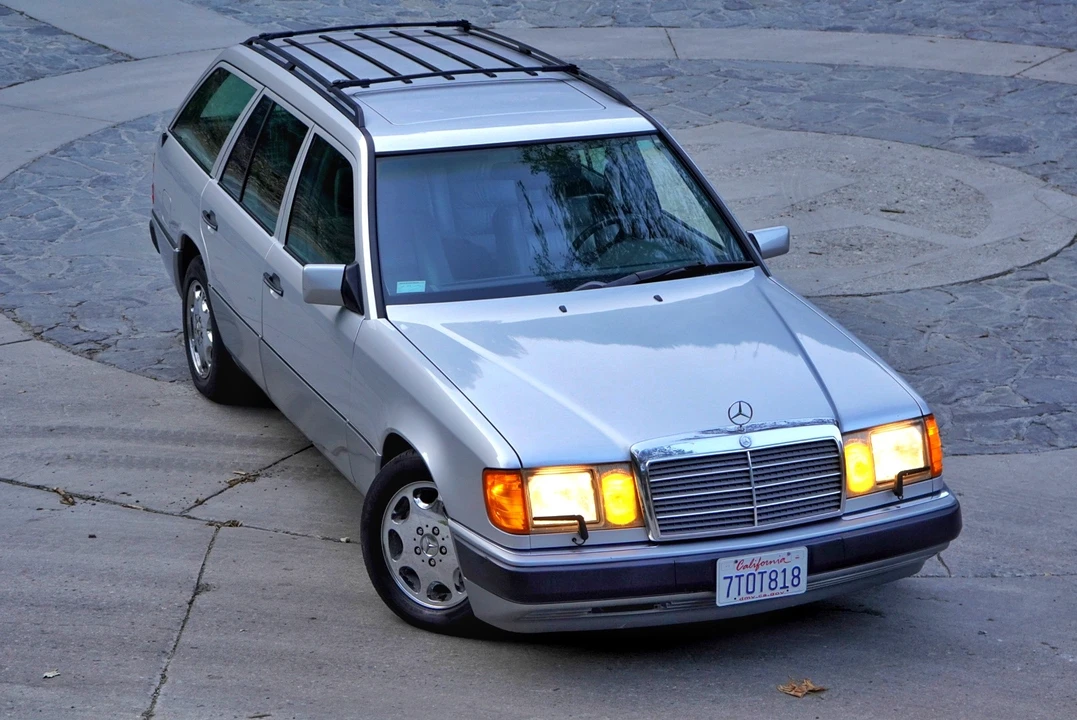 1993 Mercedes-Benz W124 E-Class - Image 15 of 31