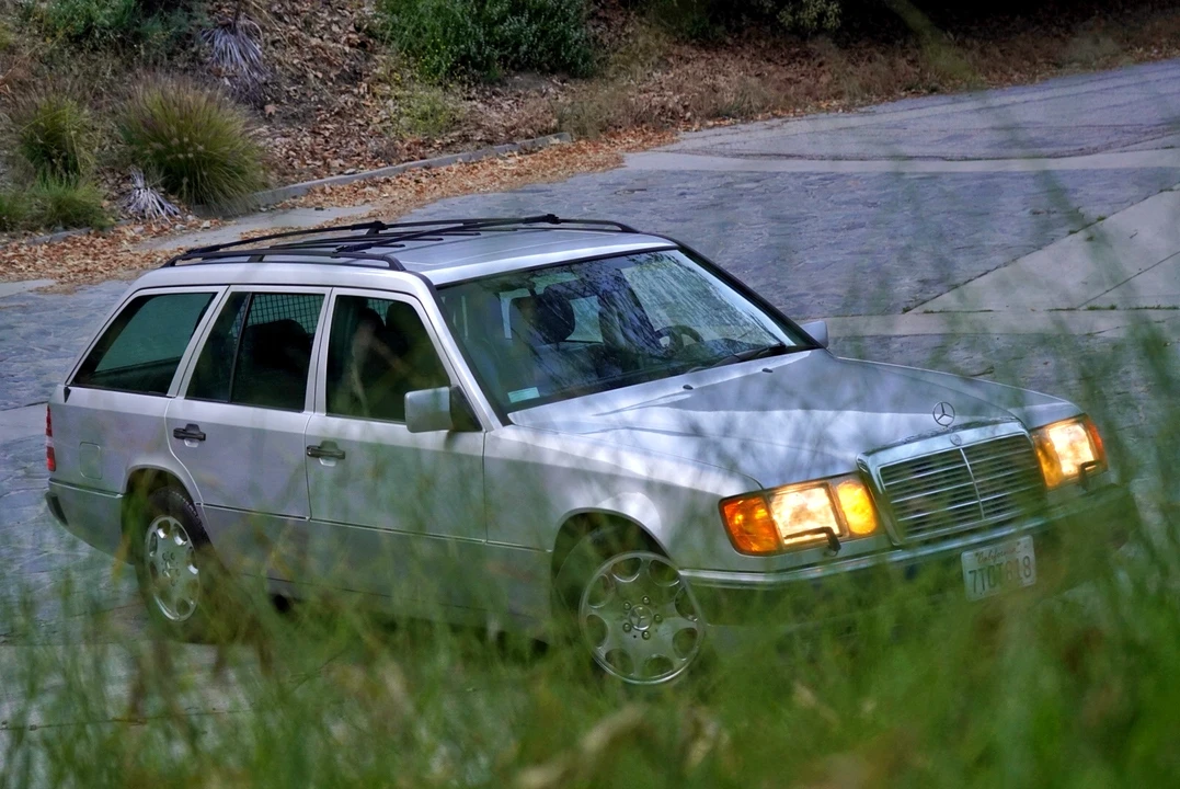 1993 Mercedes-Benz W124 E-Class - Image 17 of 31