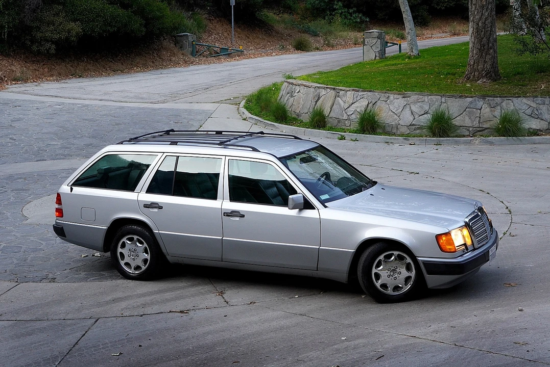 1993 Mercedes-Benz W124 E-Class - Image 20 of 31