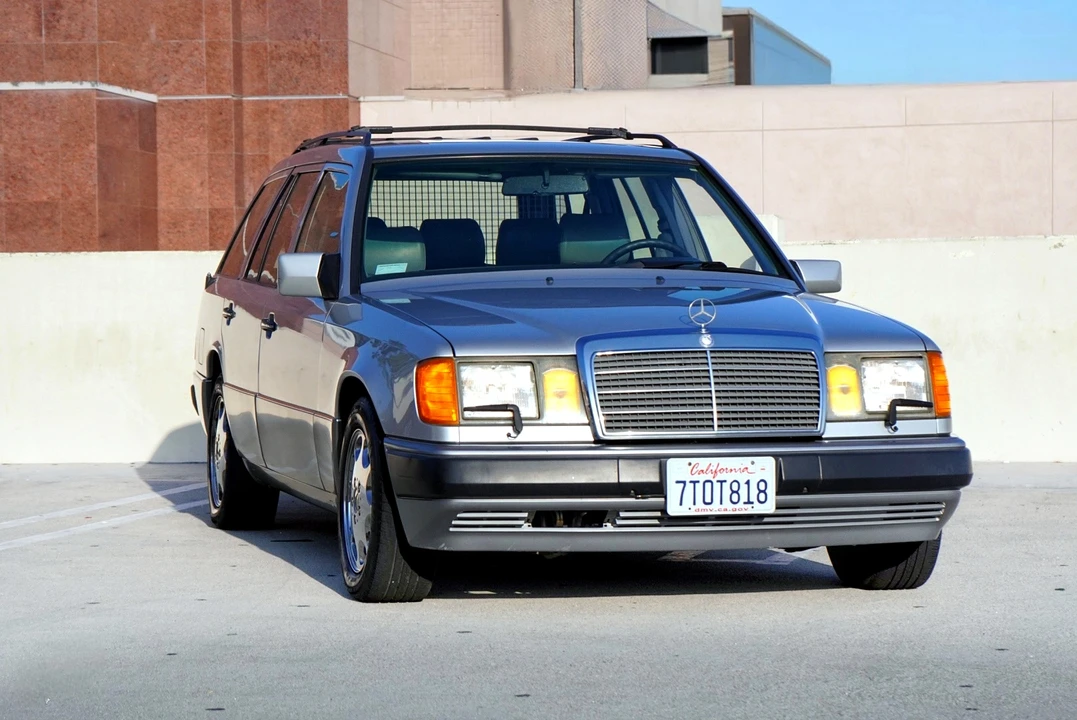 1993 Mercedes-Benz W124 E-Class - Image 13 of 31
