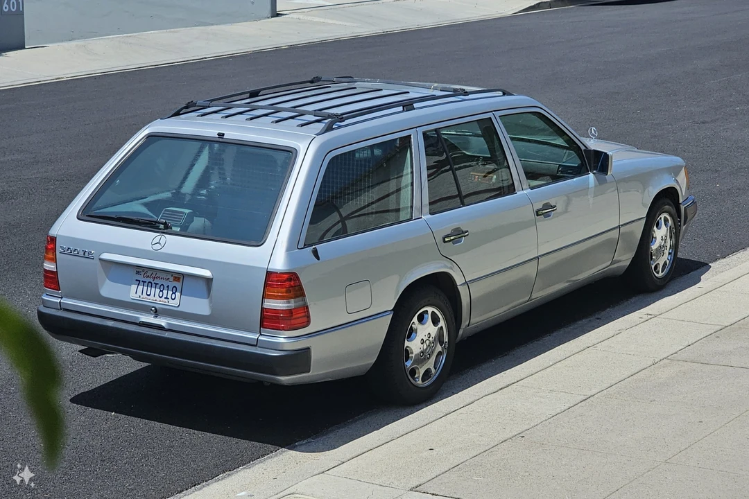 1993 Mercedes-Benz W124 E-Class - Image 24 of 31