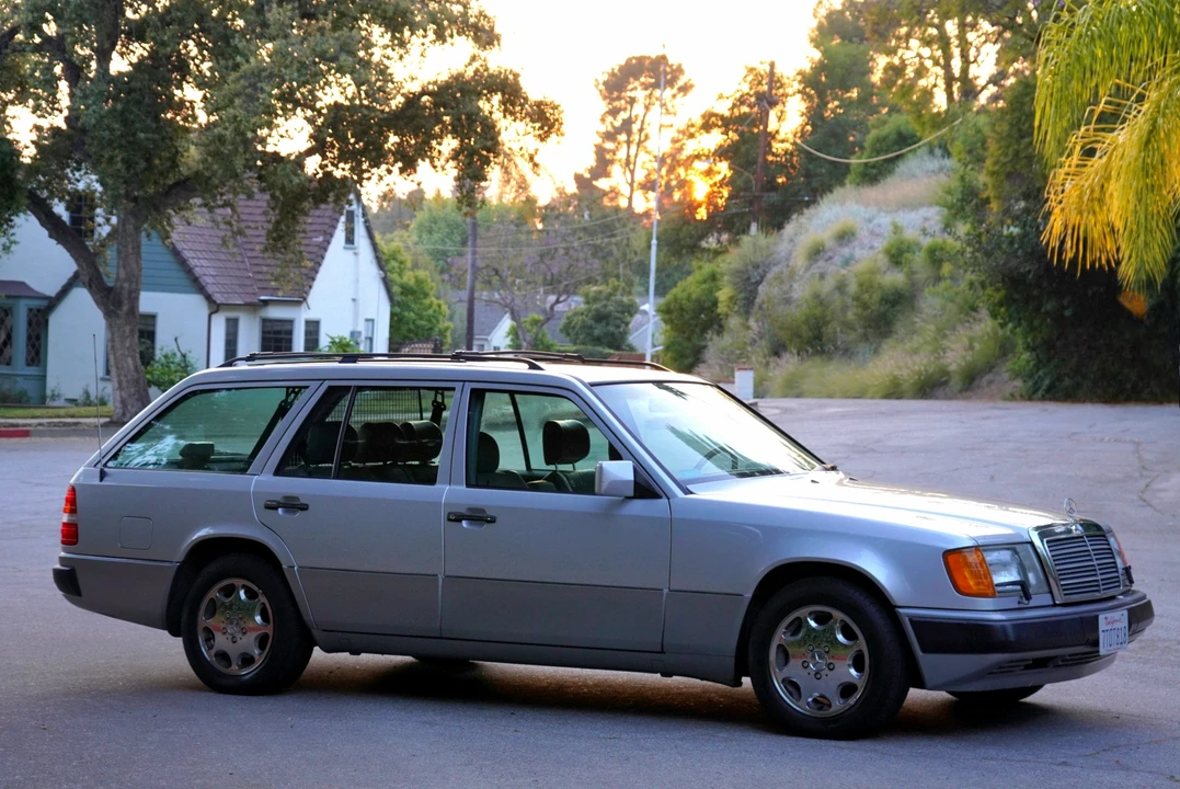 1993 Mercedes-Benz W124 E-Class - Image 21 of 31