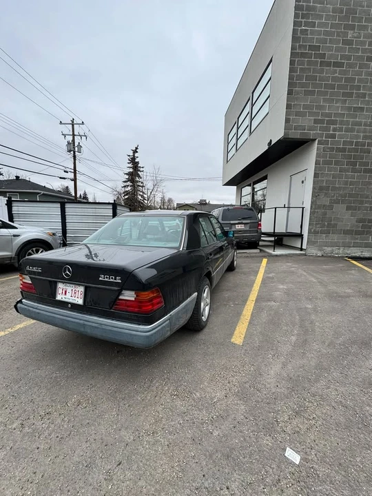 1993 Mercedes-Benz W124 E-Class - Image 6 of 14