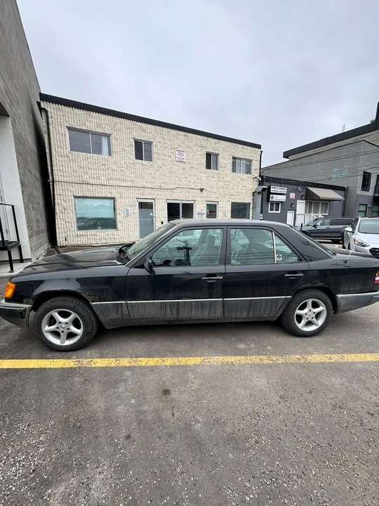 1993 Mercedes-Benz W124 E-Class - Image 4 of 14