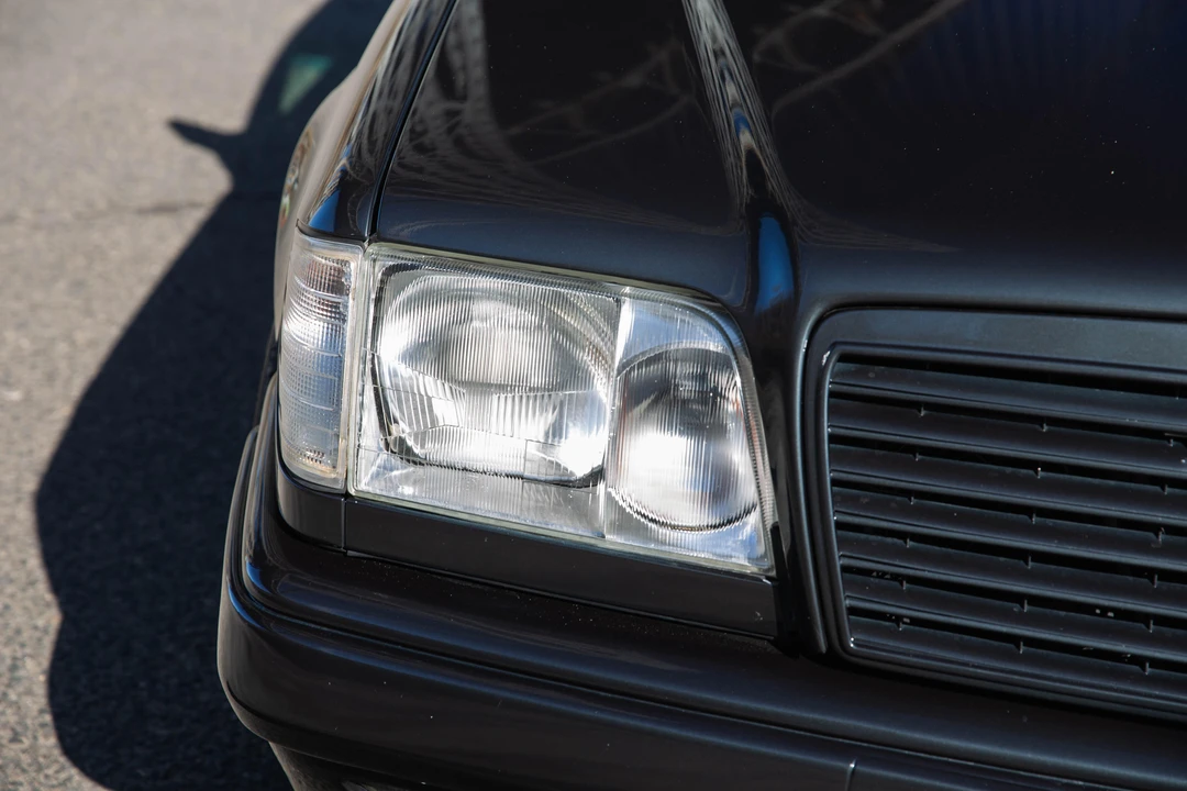 1993 Mercedes-Benz W124 E-Class - Image 11 of 31