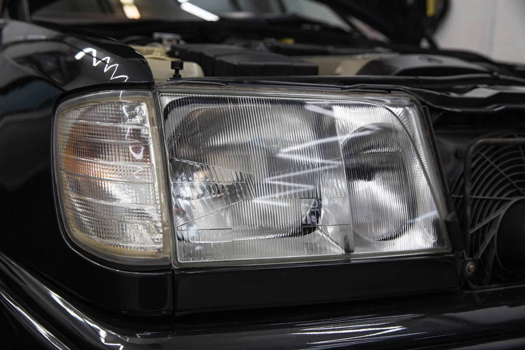 1993 Mercedes-Benz W124 E-Class - Image 12 of 31