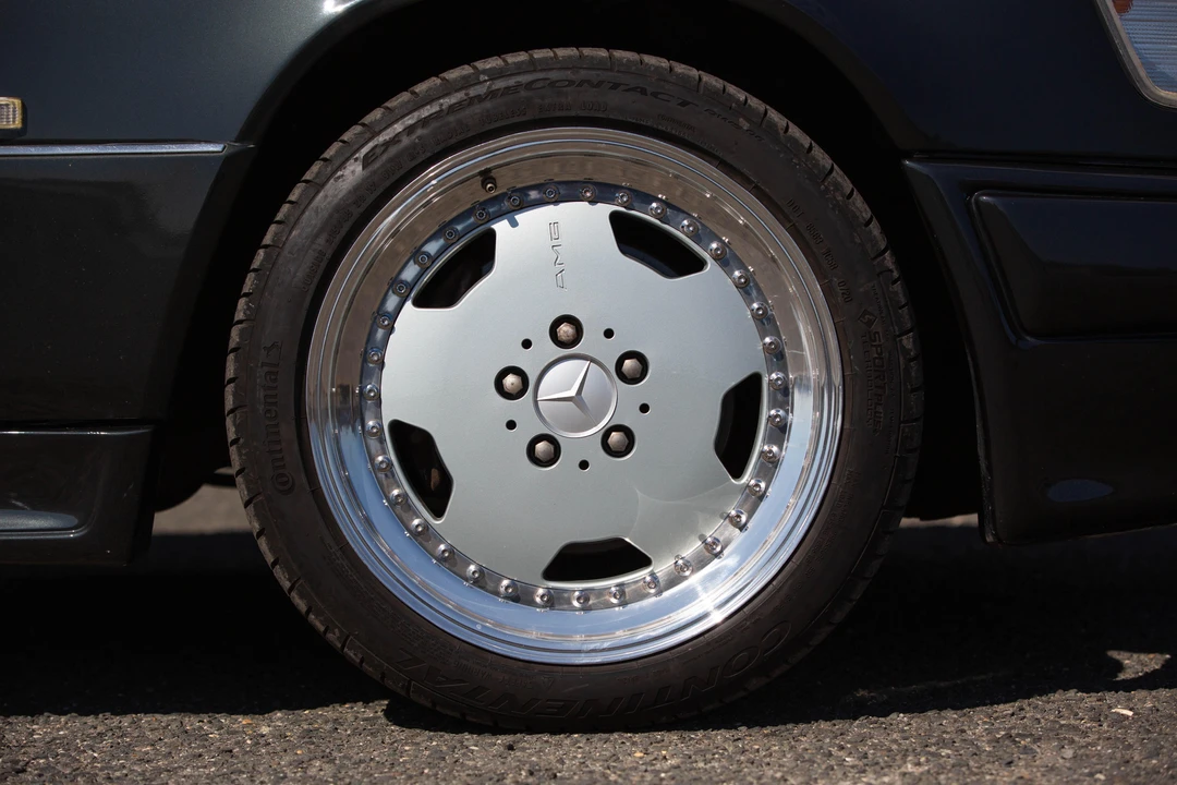 1993 Mercedes-Benz W124 E-Class - Image 25 of 31