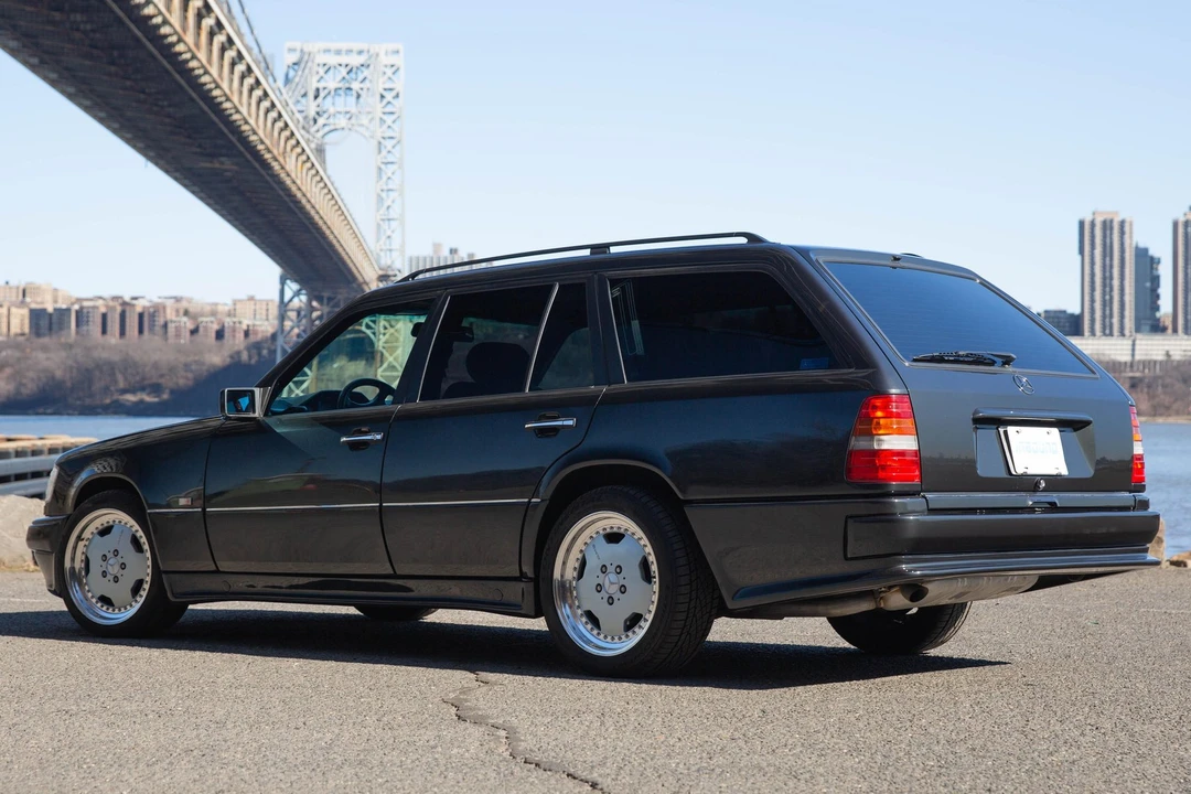 1993 Mercedes-Benz W124 E-Class - Image 4 of 31