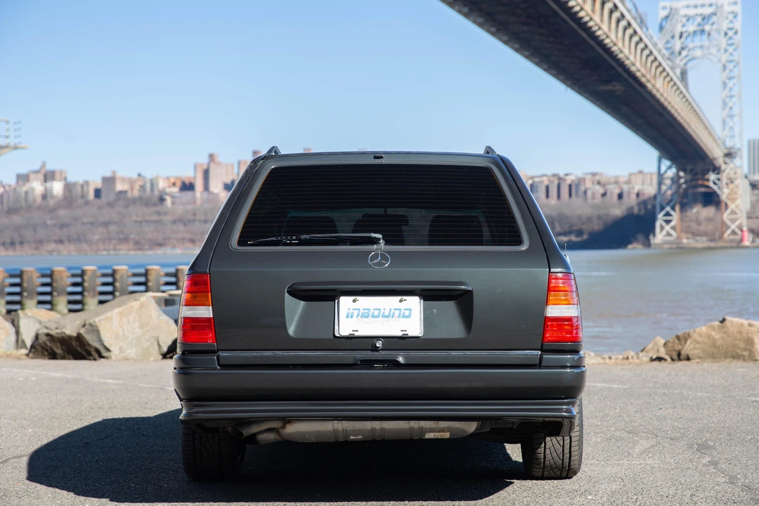 1993 Mercedes-Benz W124 E-Class - Image 9 of 31