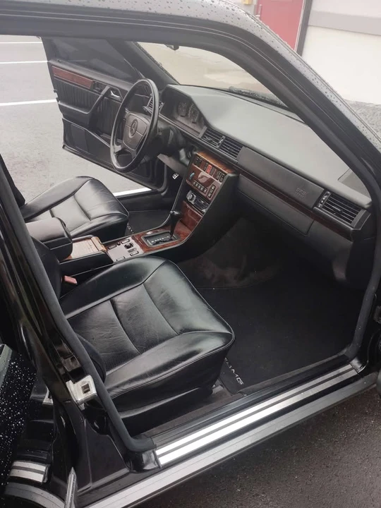 1993 Mercedes-Benz W124 E-Class - Image 15 of 20
