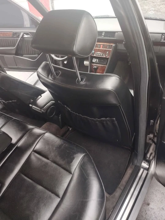 1993 Mercedes-Benz W124 E-Class - Image 11 of 20