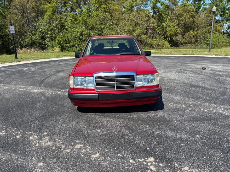 1993 Mercedes-Benz W124 E-Class - Image 7 of 12