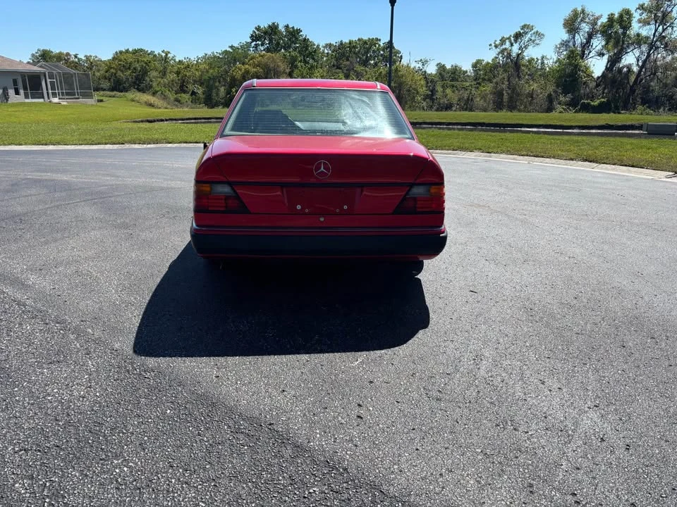 1993 Mercedes-Benz W124 E-Class - Image 3 of 12
