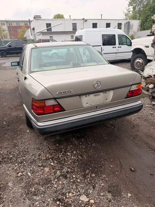 1993 Mercedes-Benz W124 E-Class - Image 6 of 11
