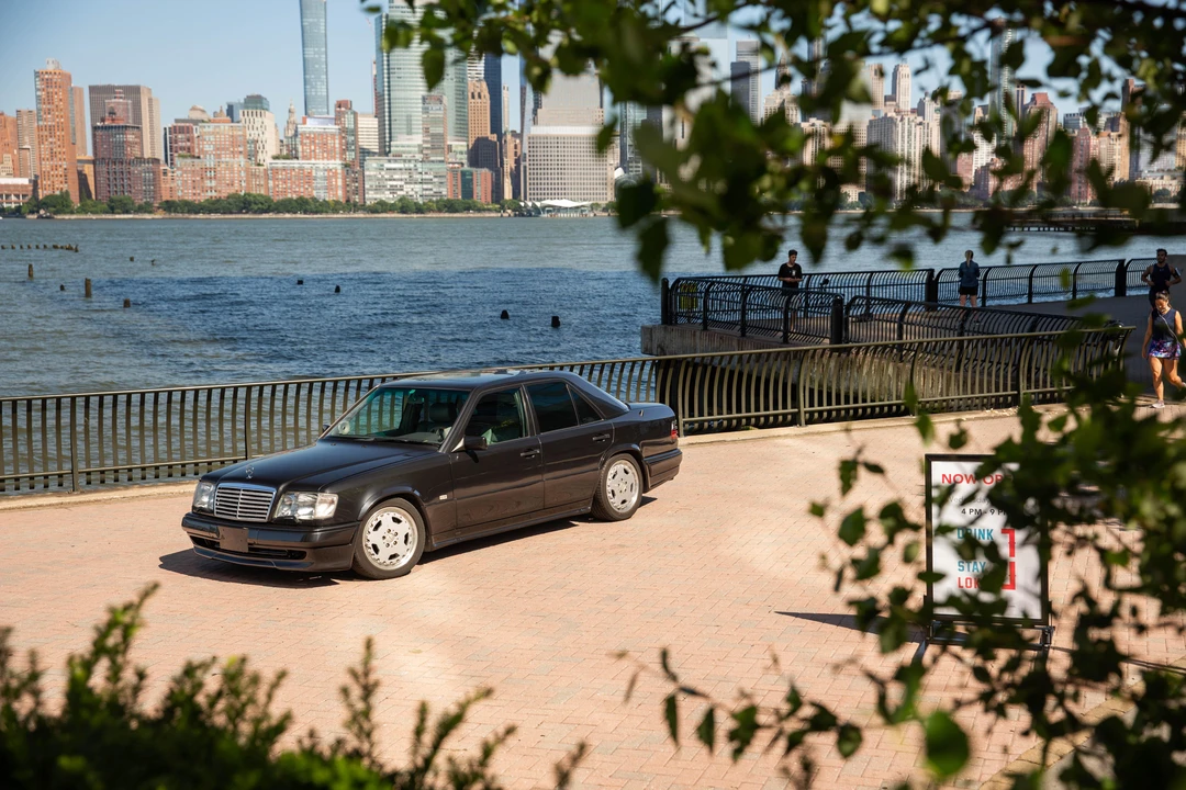 1993 Mercedes-Benz W124 E-Class - Image 8 of 31
